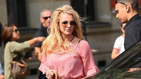 Popstar Britney Spears bei Besuch in Paris 2018. Damals stand sie bereits zehn Jahre unter Vormundschaft 