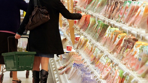 Einkaufsfallen im Supermarkt - Supermarkregal